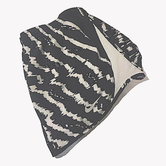 Nike Running Shorts - Picture 1 of 4